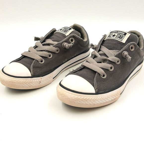Converse All Star Junior Sz 1 Low Top Sneakers Gray Padded Lace Up Chuck… - Picture 1 of 9